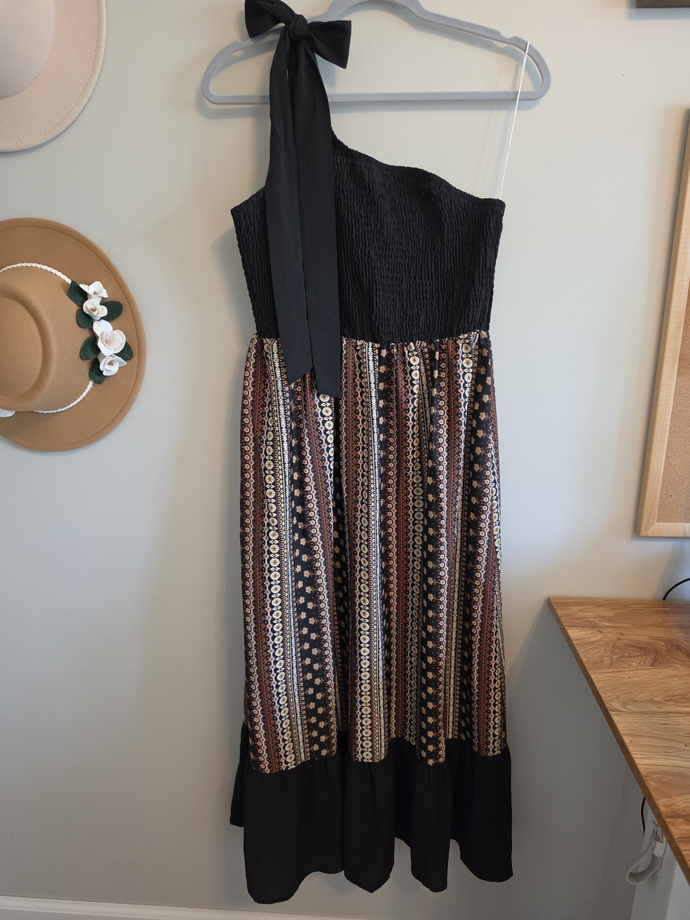 SHEIN Black One-Shoulder Boho Stripe Midi Dress with Bow Strap